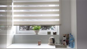 Rolety materiałowe w kuchni